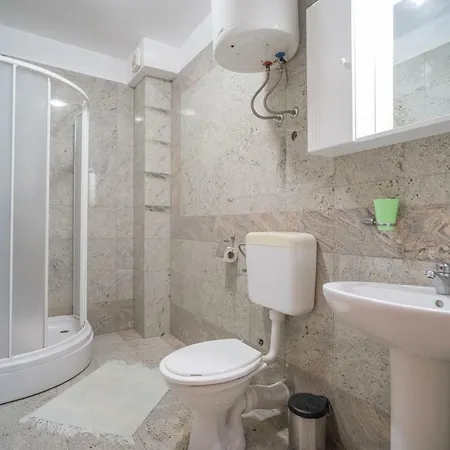 Zvone Apartment