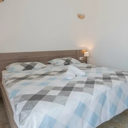 Apartment Zvone