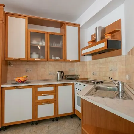 Zvone Apartment Lokva Rogoznica