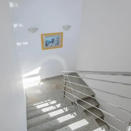 Zvone Apartment