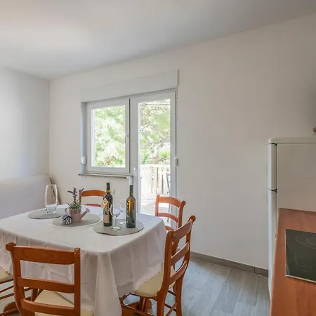Zvone Apartment