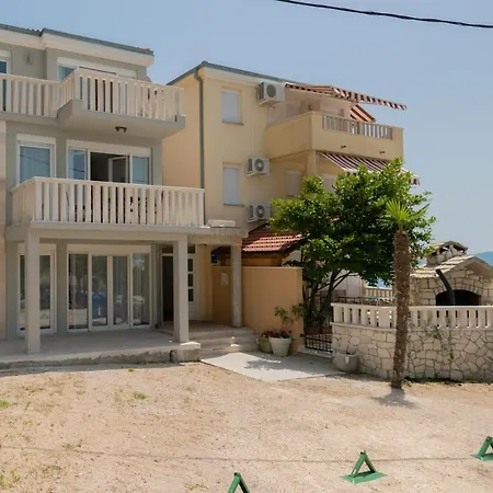 Zvone Lokva Rogoznica