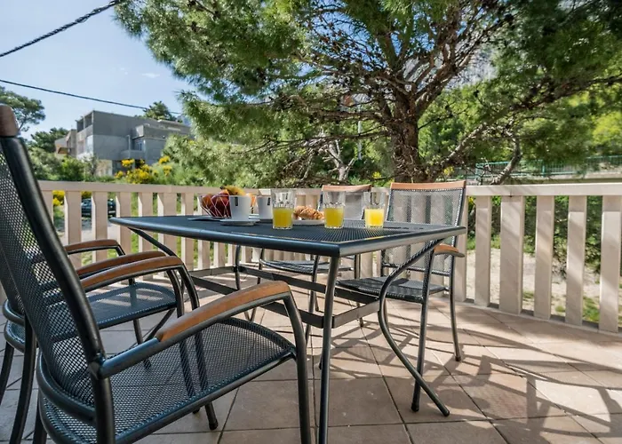 Zvone Lokva Rogoznica