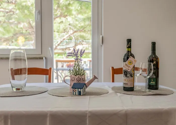 Zvone Lokva Rogoznica