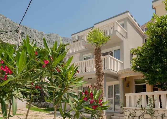 Zvone * Lokva Rogoznica